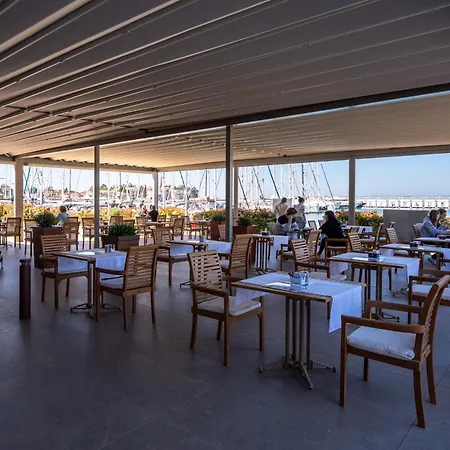 Boutique Nautica - & Wellness, Free Parking, Pet Friendly Szálloda 4*