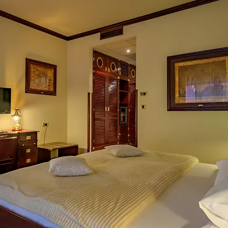 Boutique Nautica - & Wellness, Free Parking, Pet Friendly