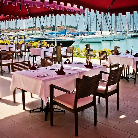 Boutique Nautica - & Wellness, Free Parking, Pet Friendly מלון 4*