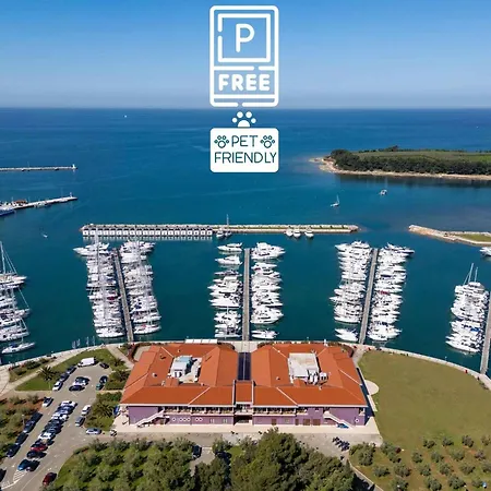 Boutique Nautica - & Wellness, Free Parking, Pet Friendly
