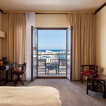 Boutique Nautica - & Wellness, Free Parking, Pet Friendly מלון 4*