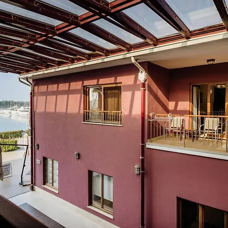 Boutique Nautica - & Wellness, Free Parking, Pet Friendly Szálloda Novigrad Istria