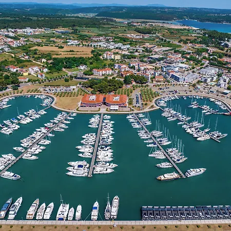 Boutique Nautica - & Wellness, Free Parking, Pet Friendly Novigrad Istria