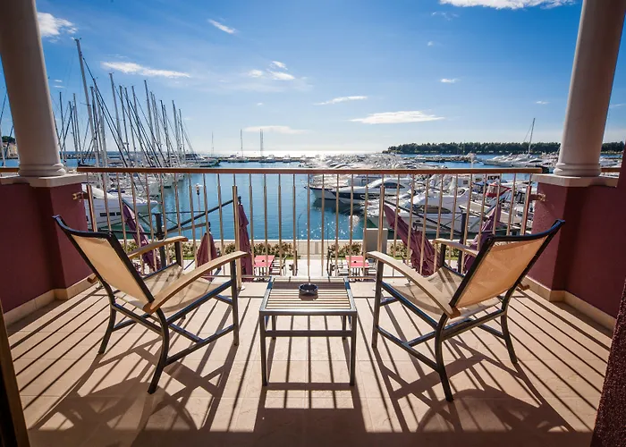 ホテル Boutique Nautica - & Wellness, Free Parking, Pet Friendly 4*