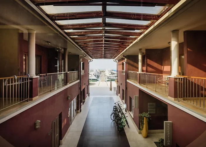 Boutique Nautica - & Wellness, Free Parking, Pet Friendly