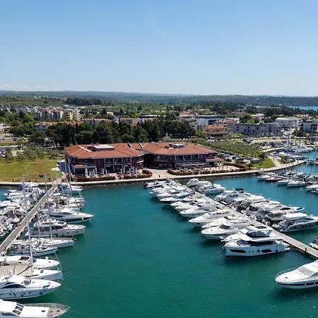 Boutique Nautica - & Wellness, Free Parking, Pet Friendly 4* Novigrad Istria