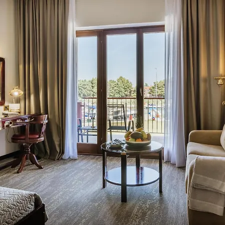 Boutique Nautica - & Wellness, Free Parking, Pet Friendly